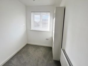 Bedroom- click for photo gallery